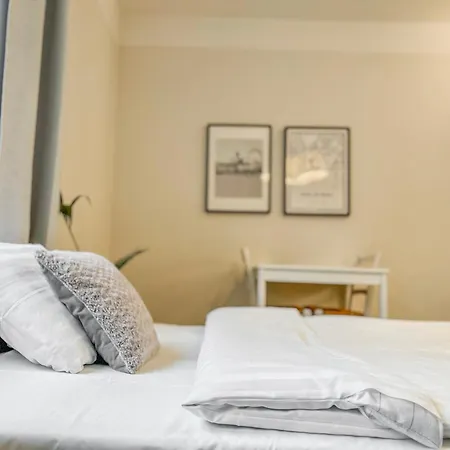 Residential Homes Grand Apartament Helsinki